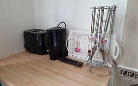 F18-Awesome Studio For 1 Near Paddington-D13
